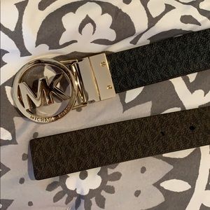 Black / brown reversible Michael Kors belt